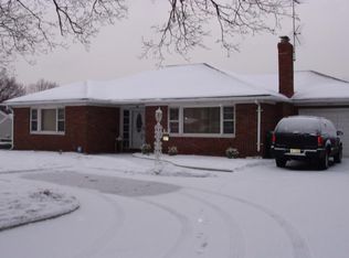 217 Grove St, Clifton, NJ 07013