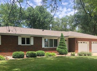 2520 Neil St, Springfield, IL 62707