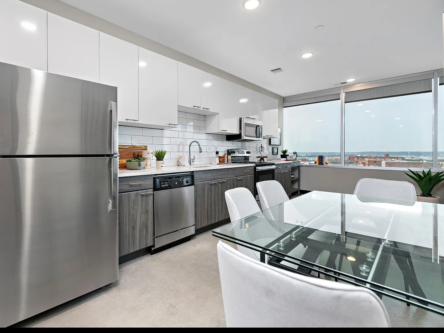 Flashcube Apartments — Photo 4