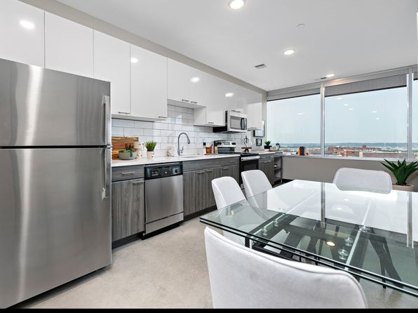 720 Main St APT 605