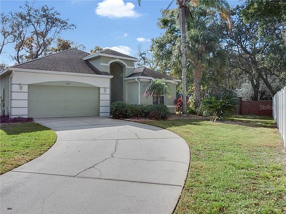 4th image of 147 Woodleaf Dr