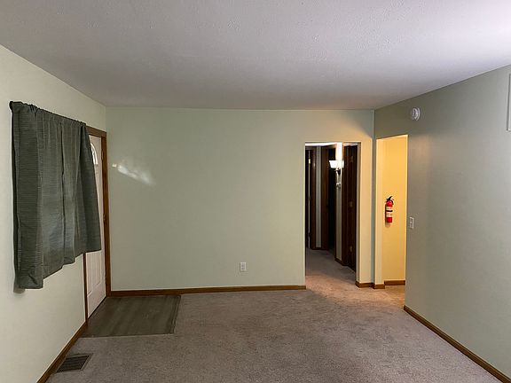 5th image of 2412 Cowern Pl E