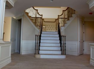 915 Johnston Dr, Watchung, NJ 07069