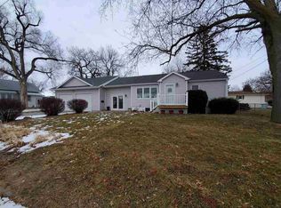 504 N Pine St, Norfolk, NE 68701
