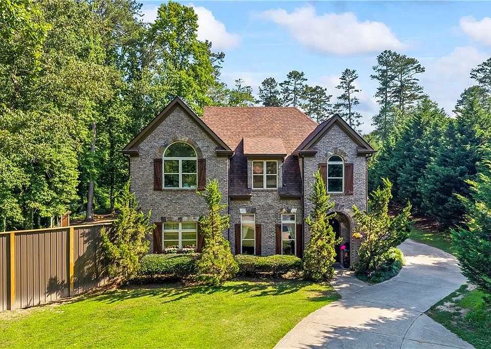 1st image of 9315 Meadowbrook Dr
