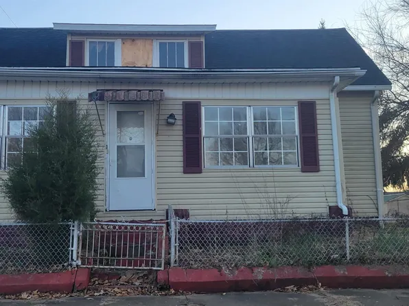 715 E Spruce St, Princeton, IN 47670