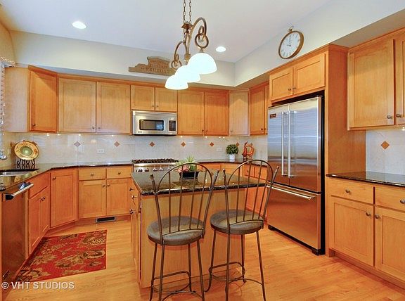3rd image of 2151 Lillian Ln