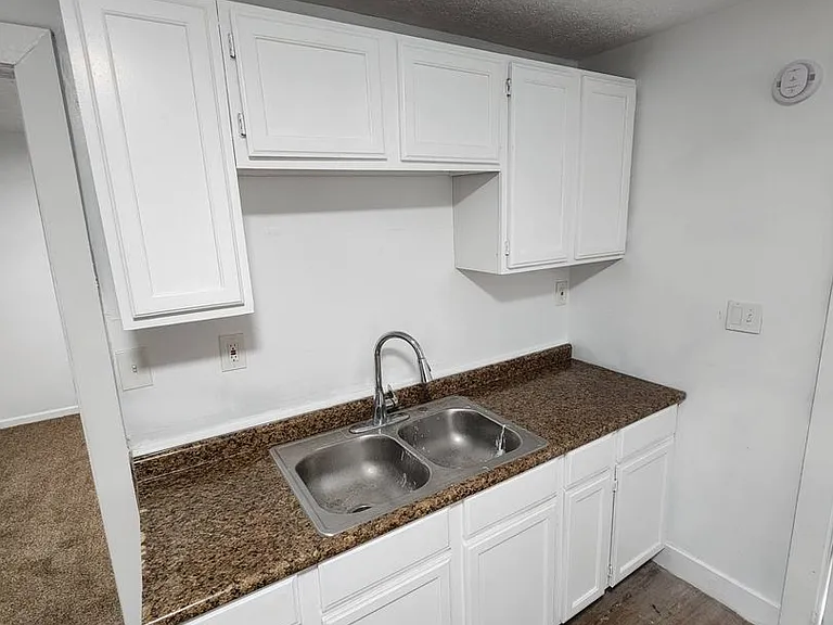 10422 Dove Ave — Photo 22