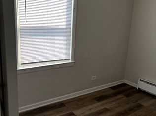 409 S Maple Ave APT 1, Oak Park, IL 60302