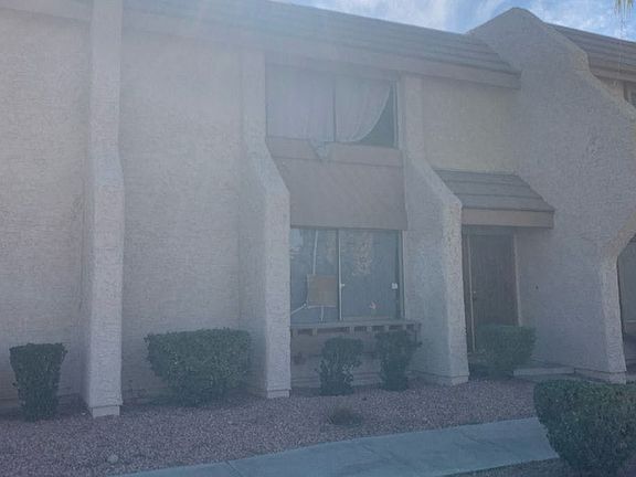 3rd image of 3358 Loma Linda Ln