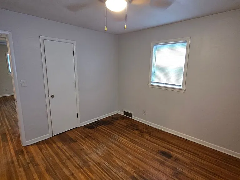 2565 N Kansas St — Photo 4