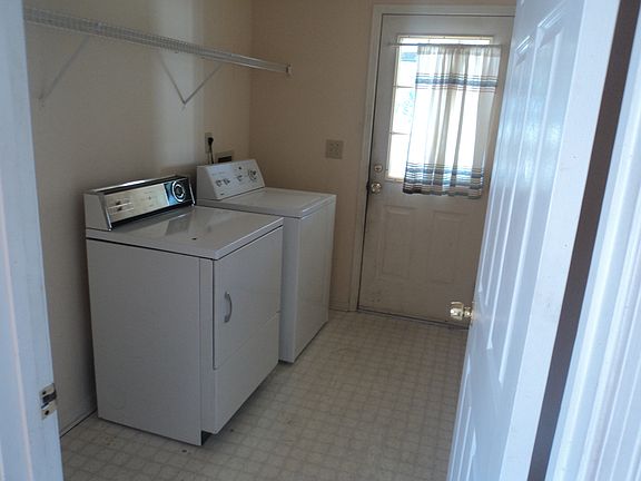 5th image of 3046 Brewton St