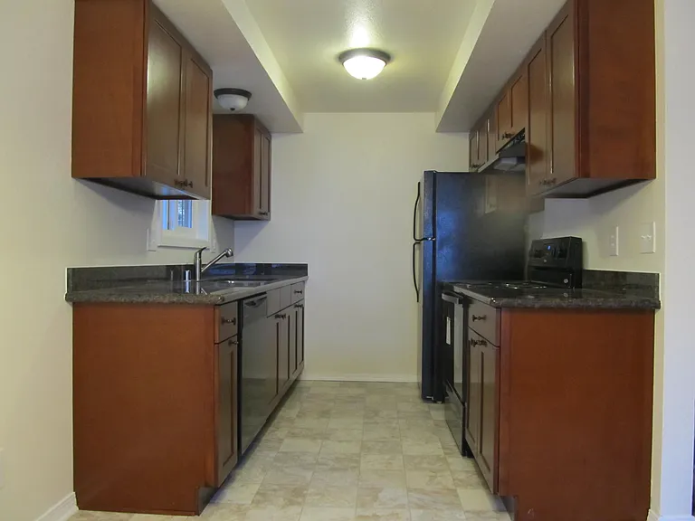 18330 Hurst Rd #504 — Photo 5