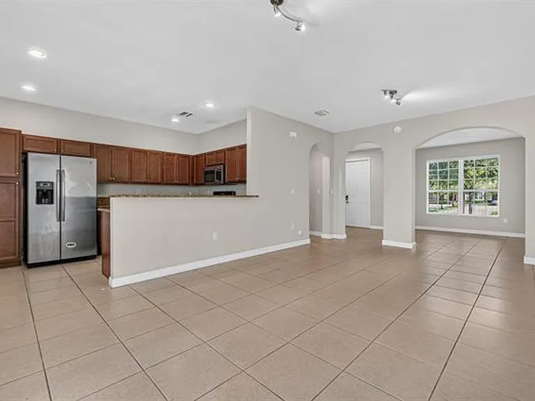 17094 SW 95th Ter #Townhouse 17094 — Photo 8