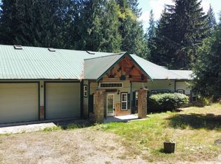2954 SE Camano Dr, Camano Island, WA 98282