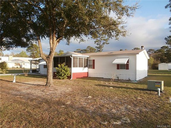2nd image of 7848 W Summertree Dr