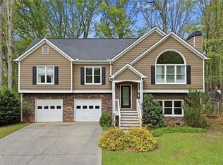 102 Cypress Dr, Dallas, GA 30157