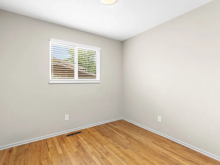 3295 Emerson Ave — Photo 6