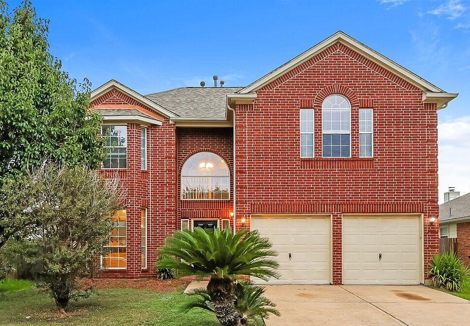 1st image of 2402 Birch Canyon Ct