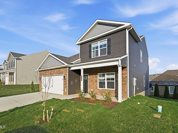 3rd image of 1308 Carrberry Ct