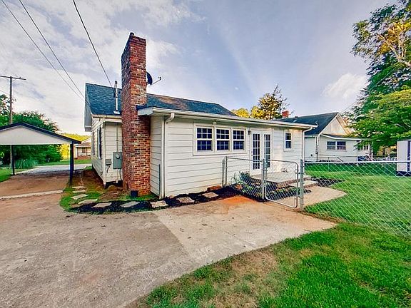 5th image of 108 Hodgens Dr