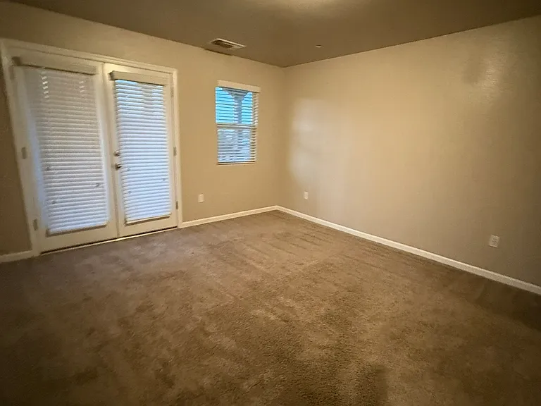 4358 Strathmore Pl — Photo 20
