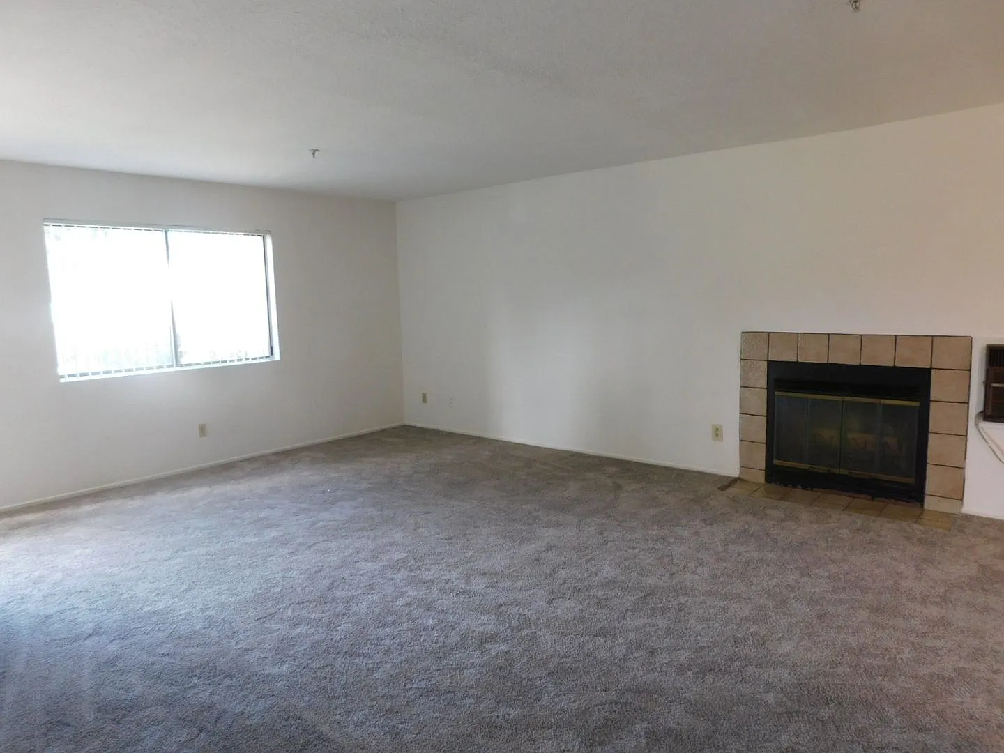 FAR3891 — Photo 4
