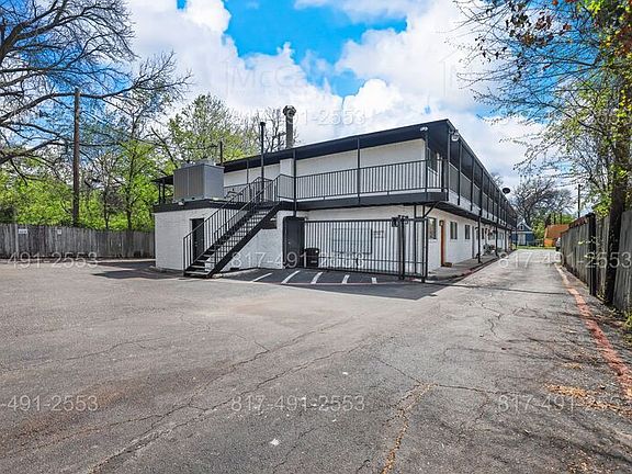 3rd image of 316 N Carroll Ave #208
