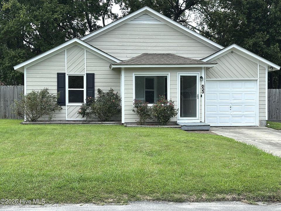 1st image of 633 Foxfire Circle