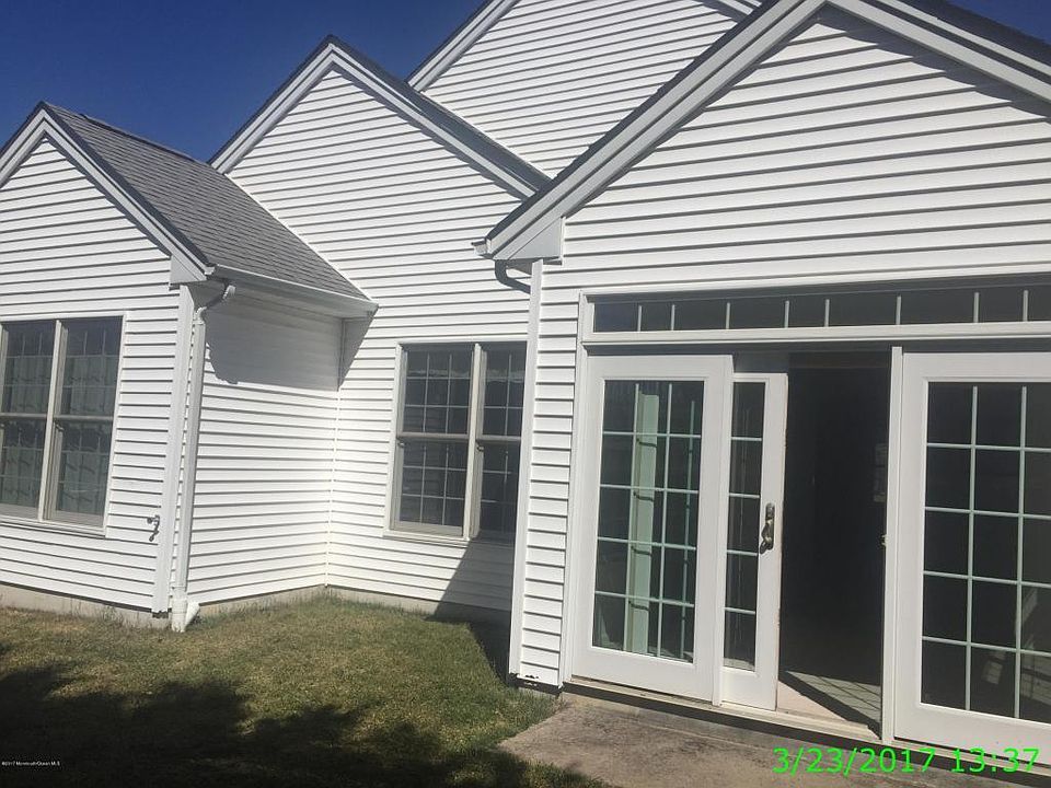 2nd image of 17 Persimmon Rd