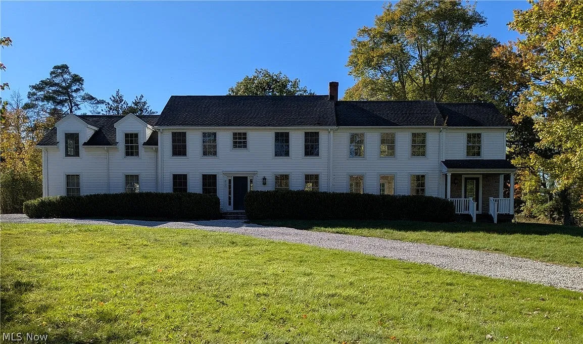 5 bed, 3.5 bath, 3474 sqft, $3,900 — Photo 3