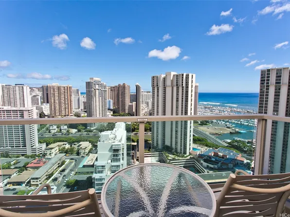 410 Atkinson Dr #3019, Honolulu, HI 96814