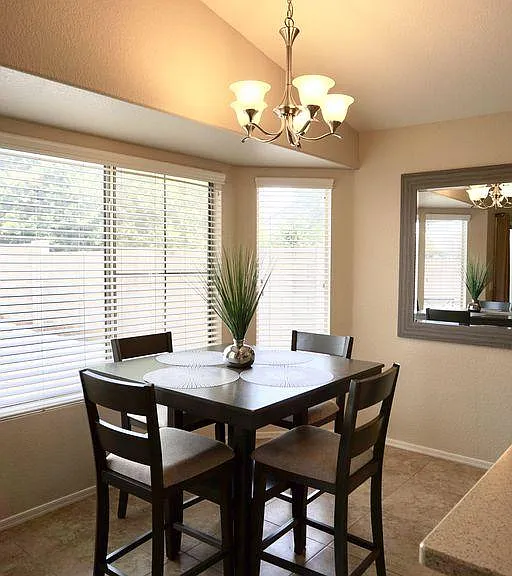 1692 W Sparrow Dr — Photo 5