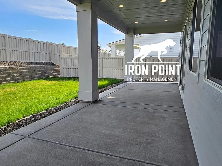 1220 W Grassland St — Photo 50