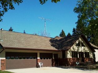 W7193 Grogen Rd, Elkhart Lake, WI 53020