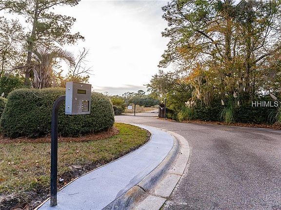5th image of 14 Governer Blake Ct