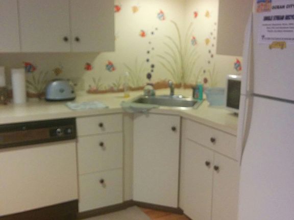 5th image of 1145-47 West Ave #1