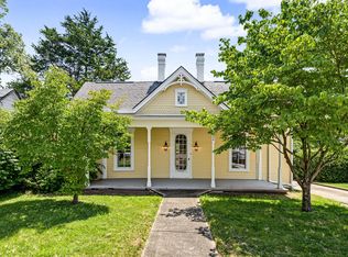 208 S Winter St, Midway, KY 40347
