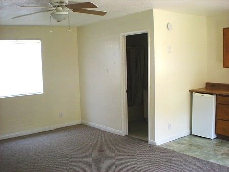 3rd image of 273 Comstock Dr