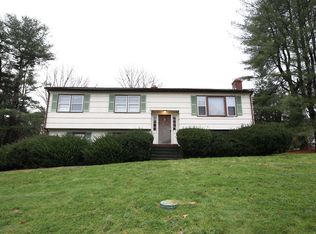 3 Dogwood Dr, Seymour, CT 06483
