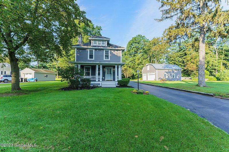 2nd image of 103 Gordon Road