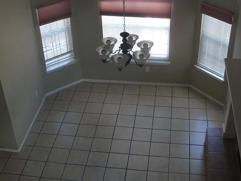 4352 Loma Del Norte Dr — Photo 2