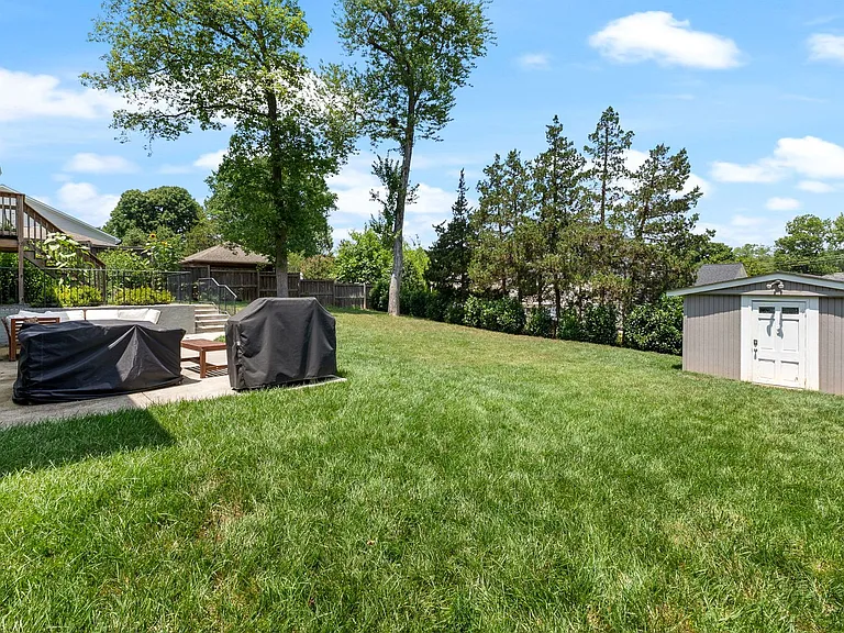 8114 Drayton Ln — Photo 34