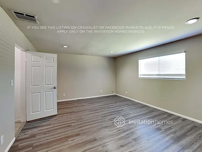 18637 Covello St — Photo 7