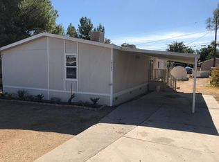 19247 Lindsay St, Hesperia, CA 92345