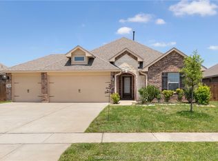 2026 Eagle View Dr, Navasota, TX 77868