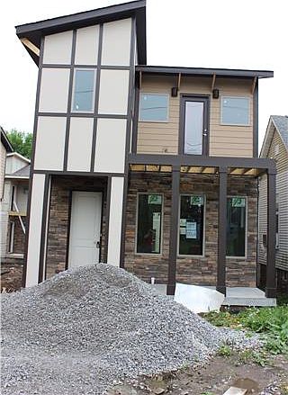 1st image of 1106A 2nd Ave S