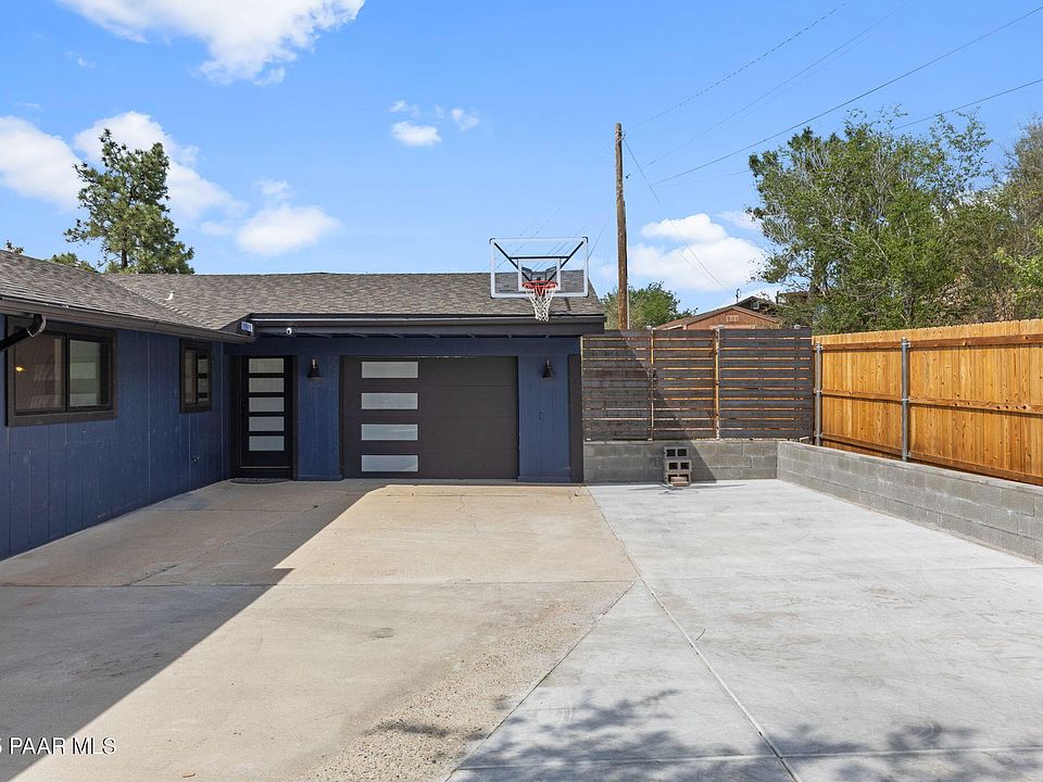 1st image of 253 S Willow St
