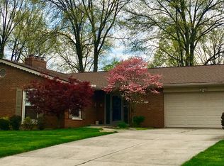 217 College Park Dr, Crestview Hills, KY 41017