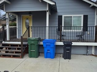 821 21st St, Paso Robles, CA 93446